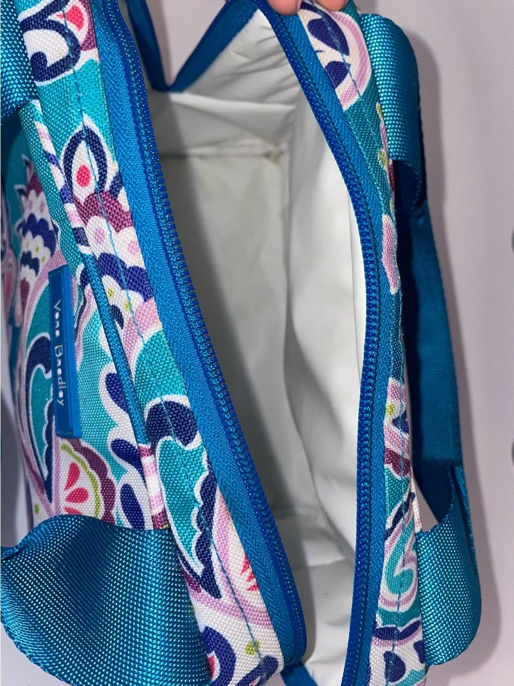 Vera Bradley Insulated Carry Cooler Lunch Tote – Capri Blue / Lola Paisley
